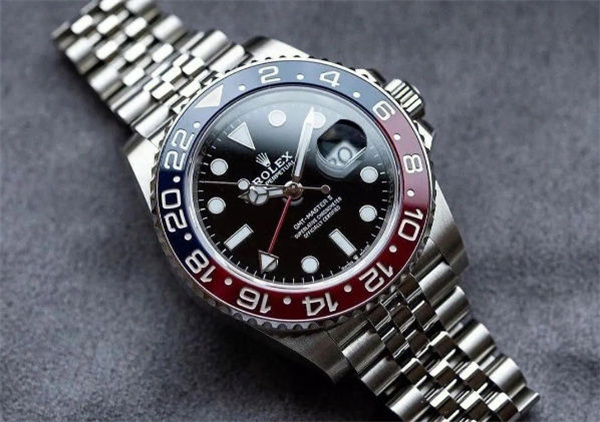 劳力士表蒙有划痕如何修复（图）